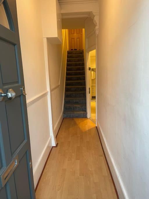 Lovely 2 Bedroom Ground Floor Flat With Garden. London Exterior foto