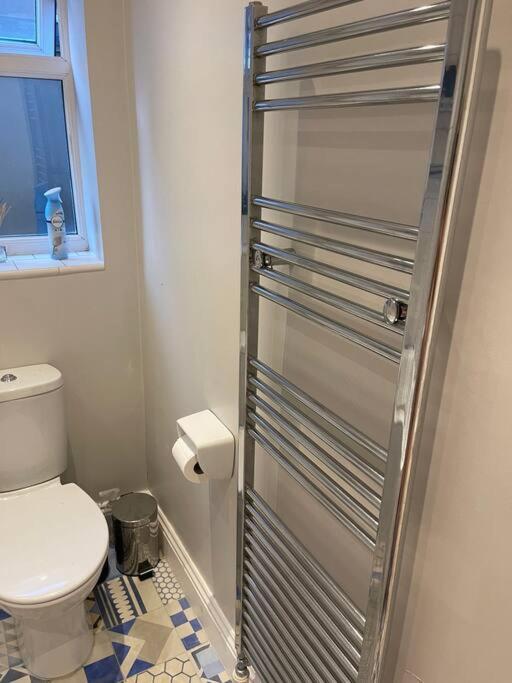 Lovely 2 Bedroom Ground Floor Flat With Garden. London Exterior foto