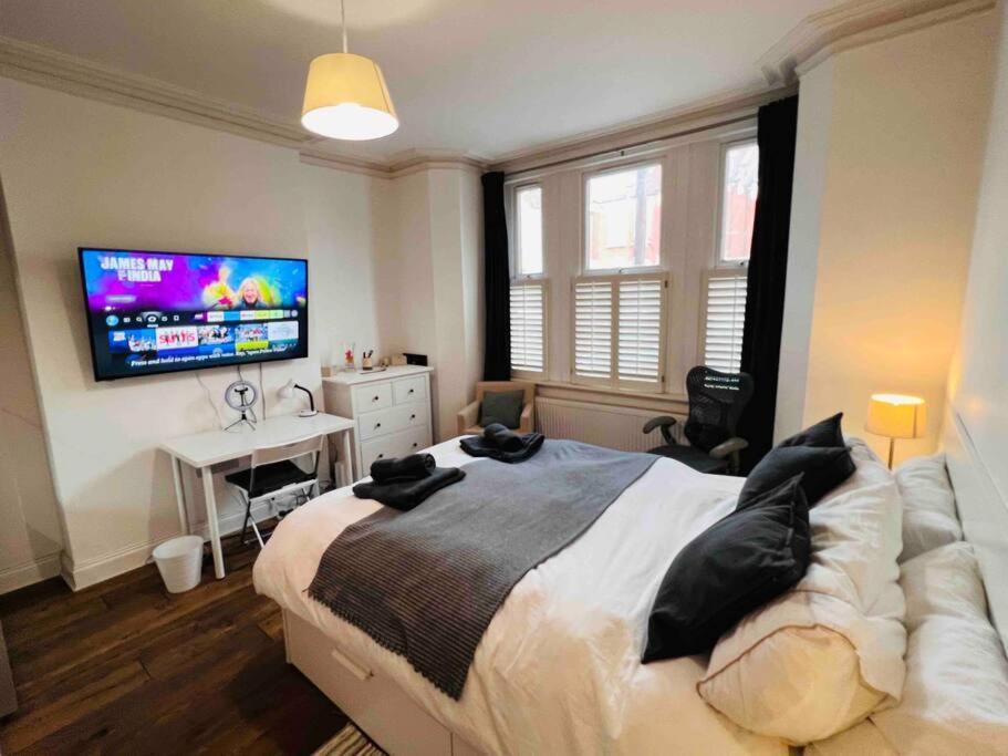 Lovely 2 Bedroom Ground Floor Flat With Garden. London Exterior foto